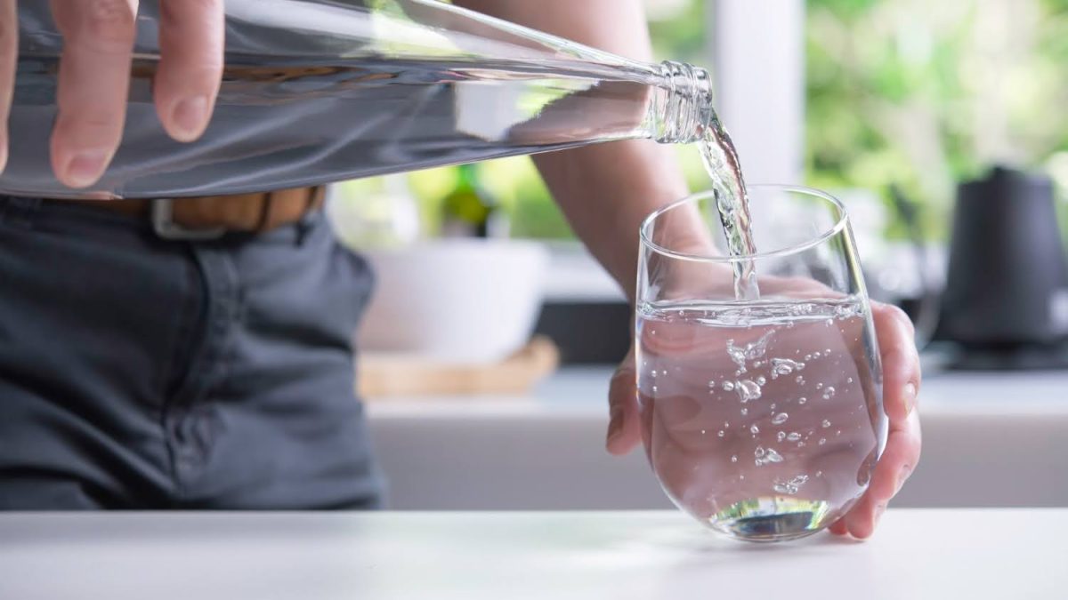 Bagaimana cairan membantu tubuh menjalankan proses sehari-hari